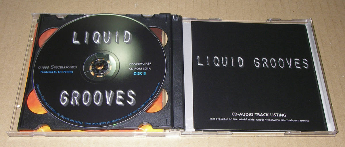 ★SPECTRASONICS LIQUID GROOVES CD-ROM ２枚 AKAI/E-MU/ASR★OK! !★_画像3