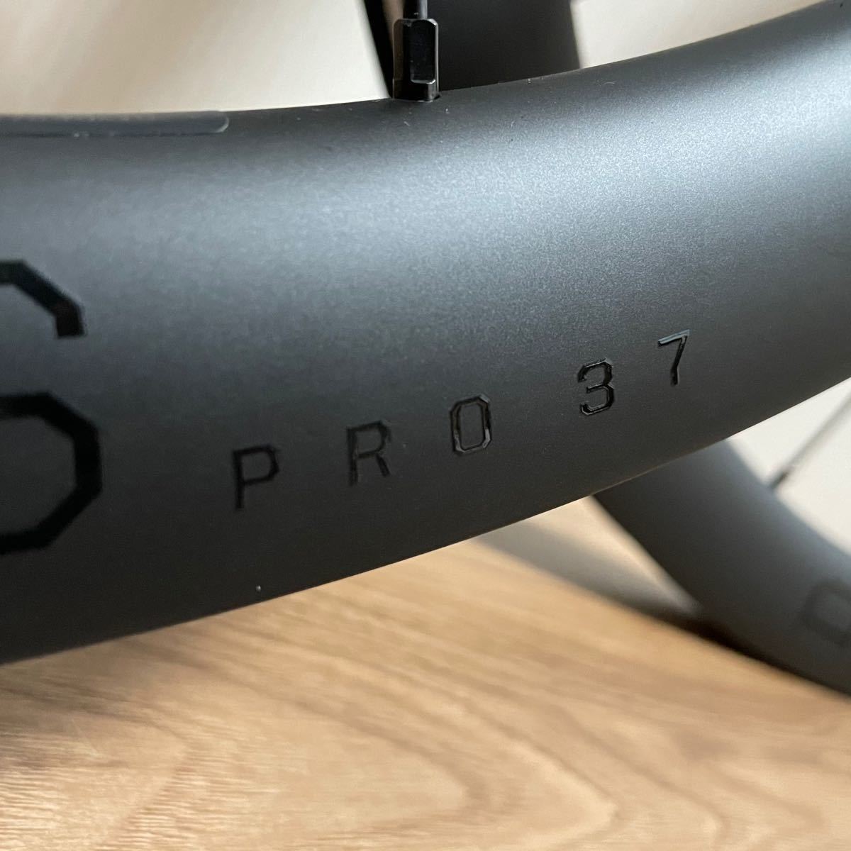 未使用 Bontrager Aeolus Pro 37 TLR Disc フルカーボンホイール 未使用 Bontrager Aeolus Pro 37 TLR Disc フルカーボンホイール
