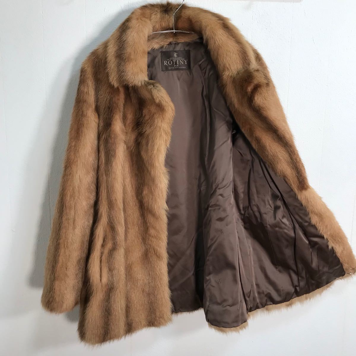 ROTINY FUR ファーコート　毛皮コート　オーストリア製　大きいサイズ 毛皮コート 毛皮 ブラウン