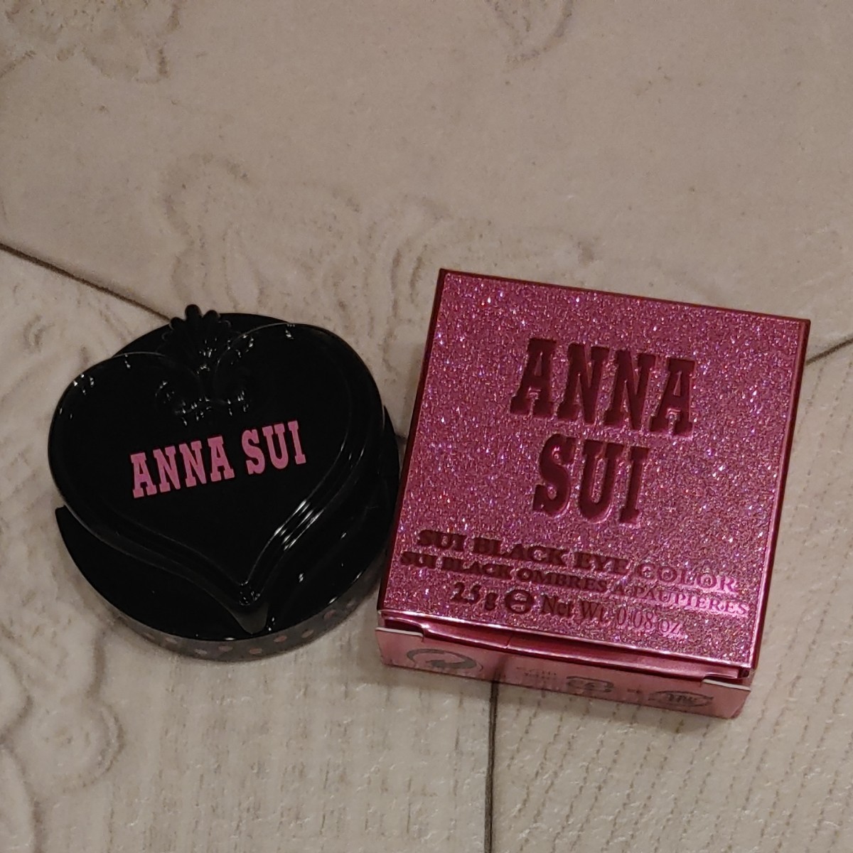 ANNA SUI　アナスイ　アイシャドウ　アイカラー　ブラックアイカラー