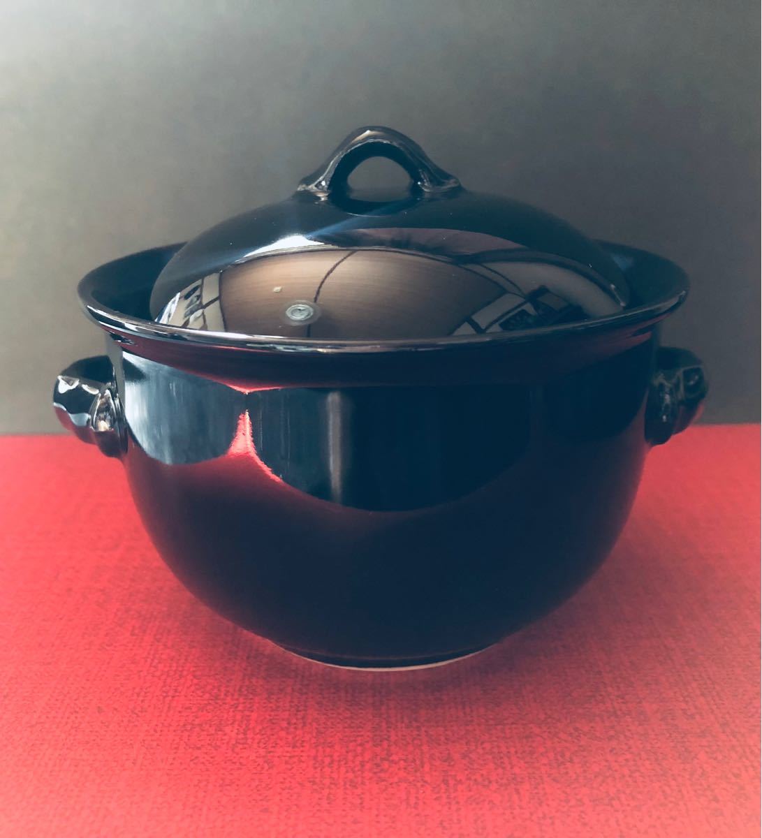 陶器　蓋付き茶碗　ペアセット　　　　　　　　　　　　　　（漆膳と陶器レンゲ付き）