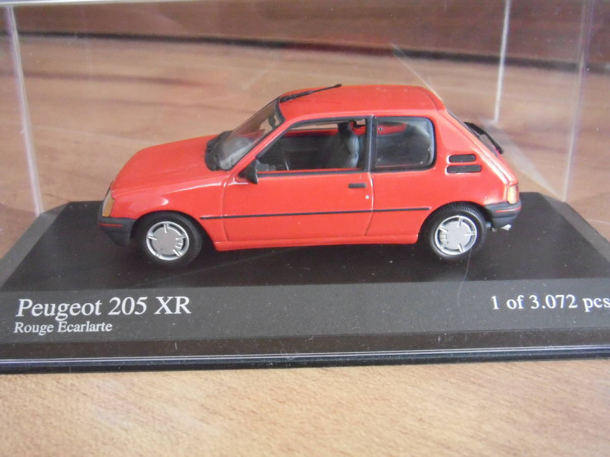 ミニチャンプス　プジョー　205　XR　ミニカー　赤　レッド　1/43　MINICHAMPS　PEUGEOT_画像3