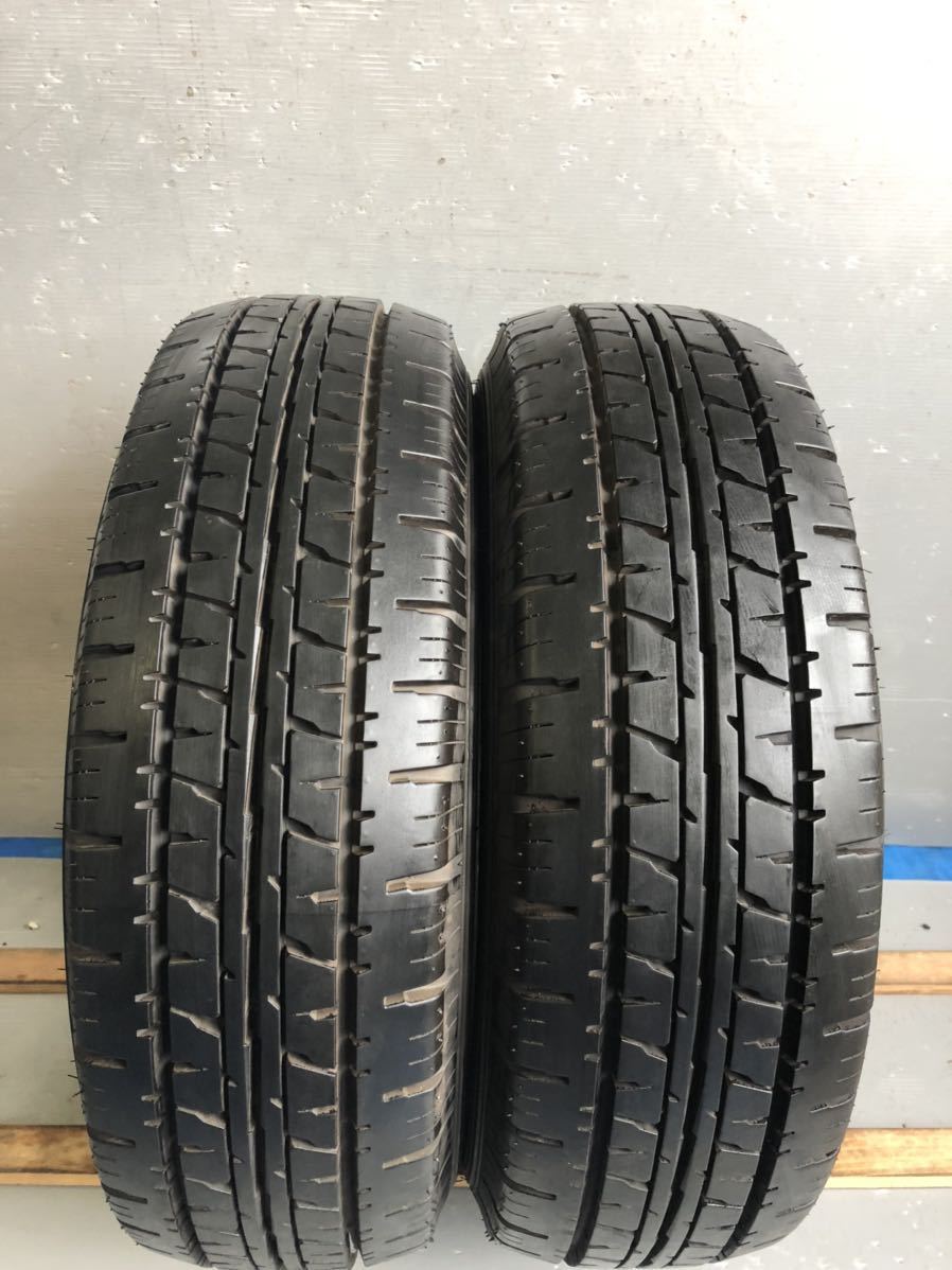 A623 中古タイヤ　215/70R15 107/105LT★夏タイヤ2本★ハイエース等に♪_画像1