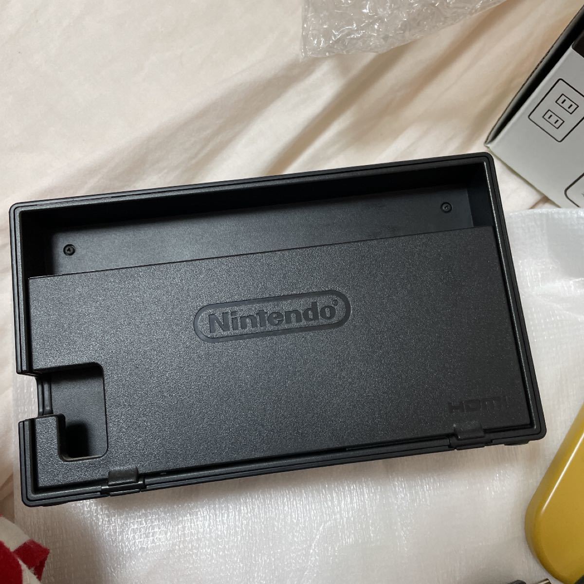 Nintendo Switch  本体　ニンテンドースイッチ　ポケモン