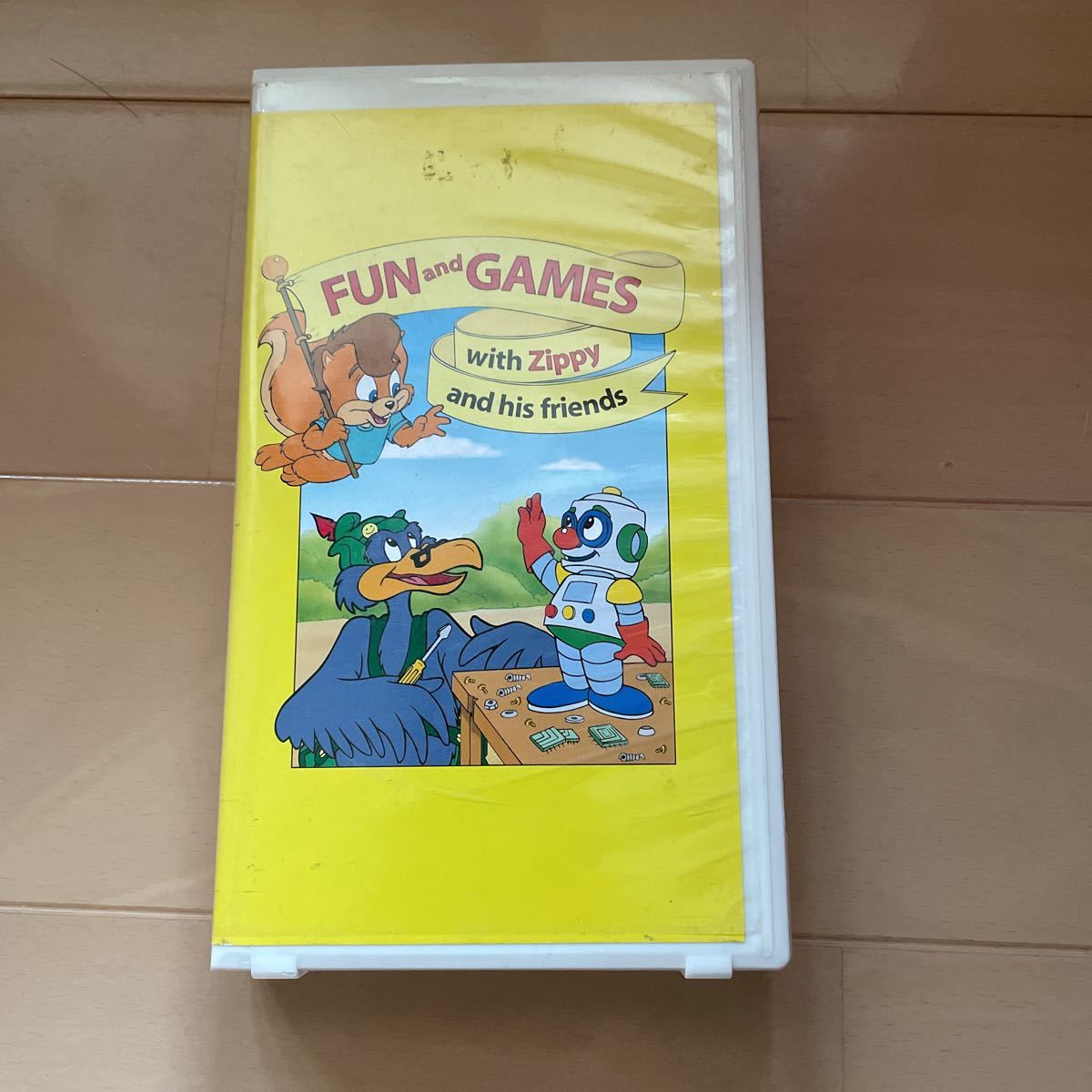 送料込み　VHS ビデオ　DWE ディズニー英語システム　ワールドファミリー　FUN and GAMES with Zippy and his friends 送料無料