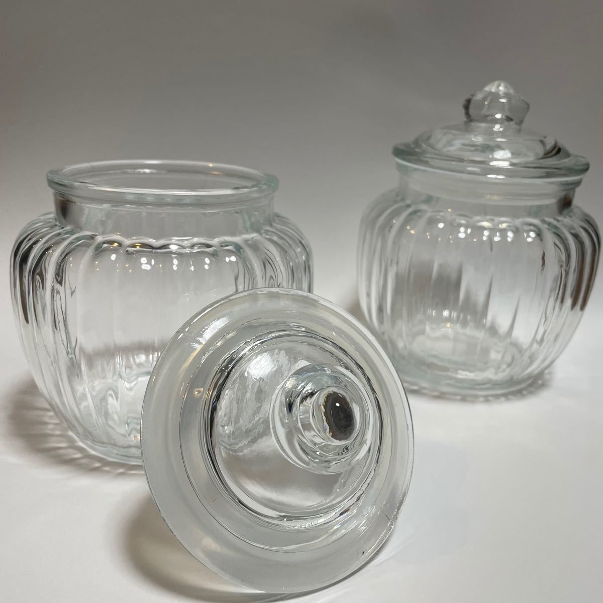 ガラスキャニスター ガラス瓶　蓋付き　レトロ　アンティーク　ガラスキャニスター