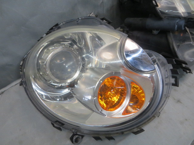 A209-8　BMWミニ　R56　MF16　HIDヘッドライト　左右セット　点灯確認済み　手渡し不可商品_画像3