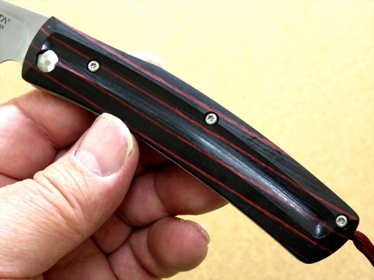 関の刃物 フリクションフォルダー 7.5cm (75mm) MCUSTA 3層鋼 VG-10 赤黒ハンドル 折りたたみナイフ 肥後守 西陣織ケース付き 国産日本製