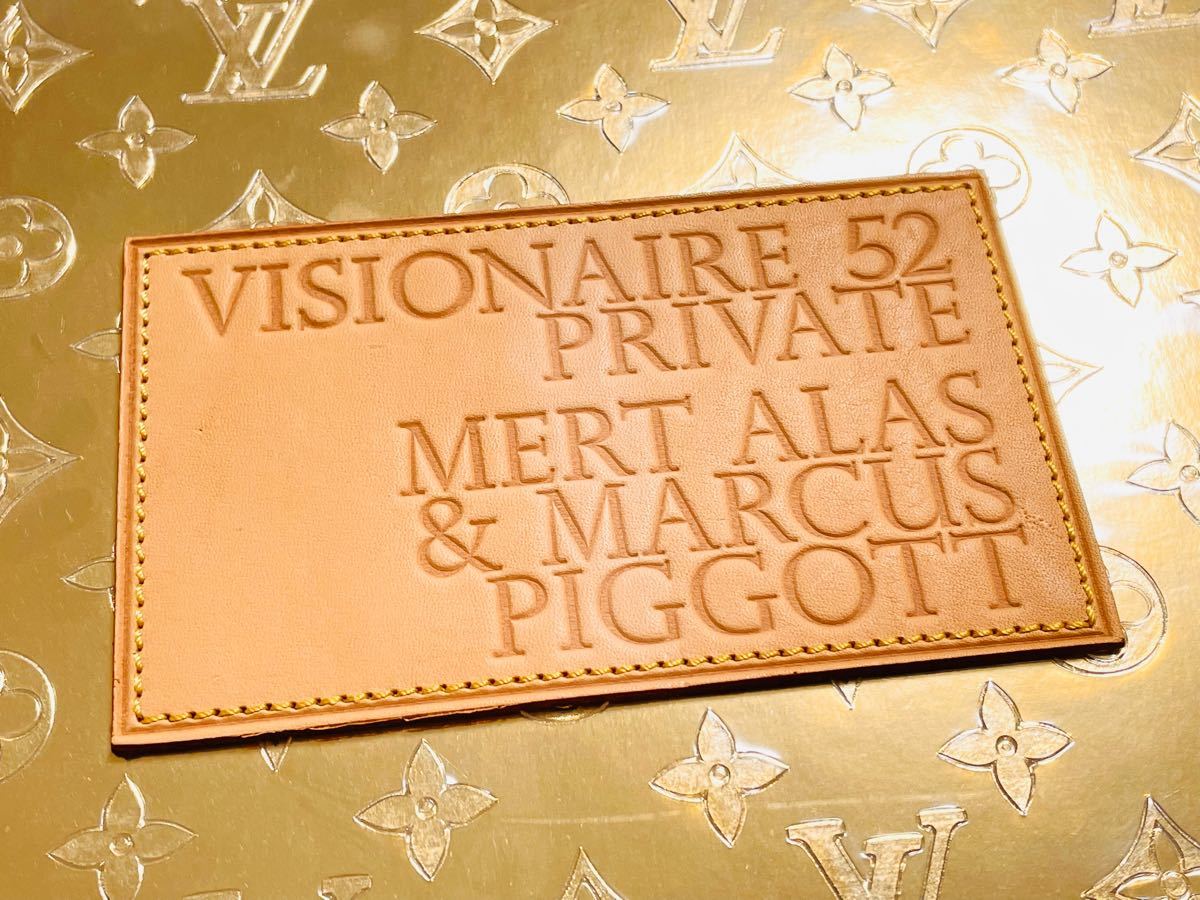 VISIONAIRE 52 PRIVATE LOUIS VUITTON