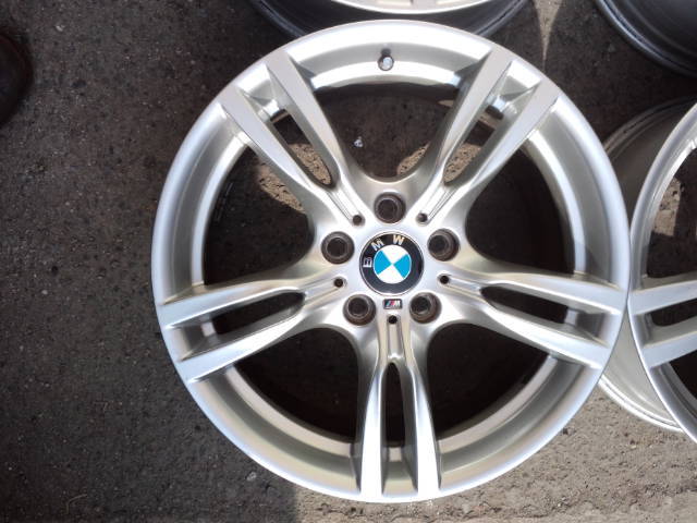 ヤフオク! - F30 F31 BMW純正アルミスタースポーク 400M 7845 ヤフオク! - F30 F31 BMW純正アルミスタースポーク 400M 7845