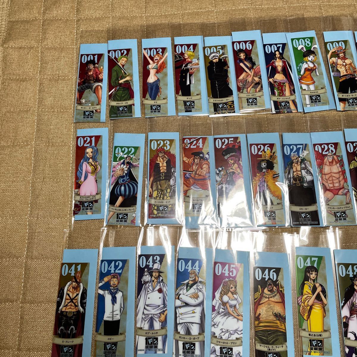 ワンピース ONE PIECE クリアしおり しおり コンプリート 非売品 ワンピース ONE PIECE クリアしおり しおり コンプリート 非売品