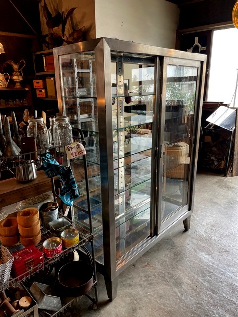 Vintage stainless steel cabinet direct pick ip moreover, vicinity delivery only / display shelf stainless steel shelves greenhouse glass hospital ke bin to showcase 