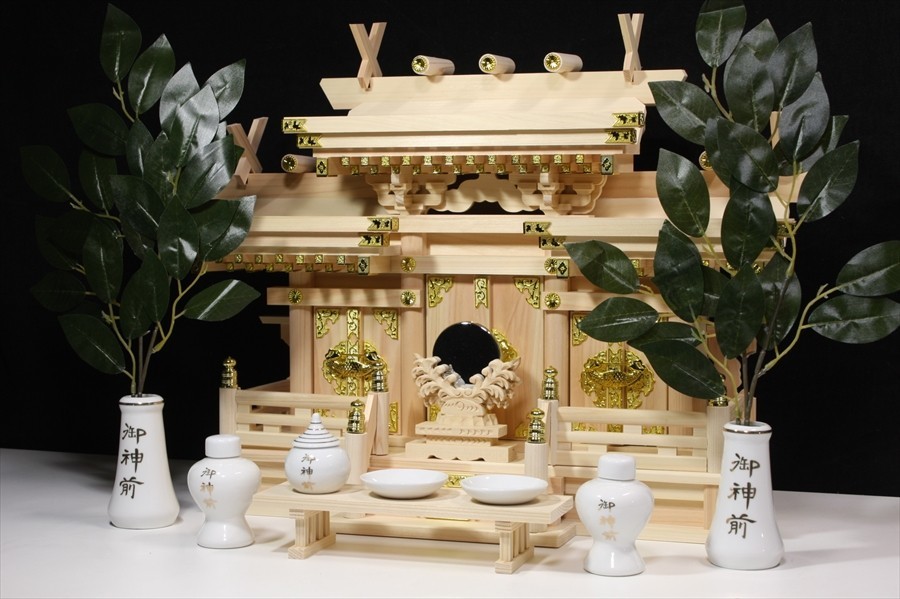 美しい、東濃桧■升組造り 屋根違い 特大型 ■マス組付 ■神棚セット (お社本体)高さ63cm×幅73cm×奥行き27cm