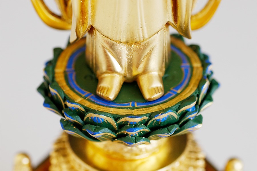 仏像 金箔 5寸 浄土真宗 本願寺派(お西) 六角台座 阿弥陀如来立像 仏具 手彫り 仏壇用 御本尊 木彫り