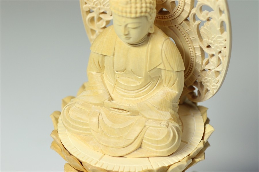 仏像 □ 3寸 □ 釈迦如来坐像 六角台座 白木 曹洞宗 ご本尊 仏像 □ 3寸 □ 釈迦如来坐像 六角台座 白木 曹洞宗 ご本尊