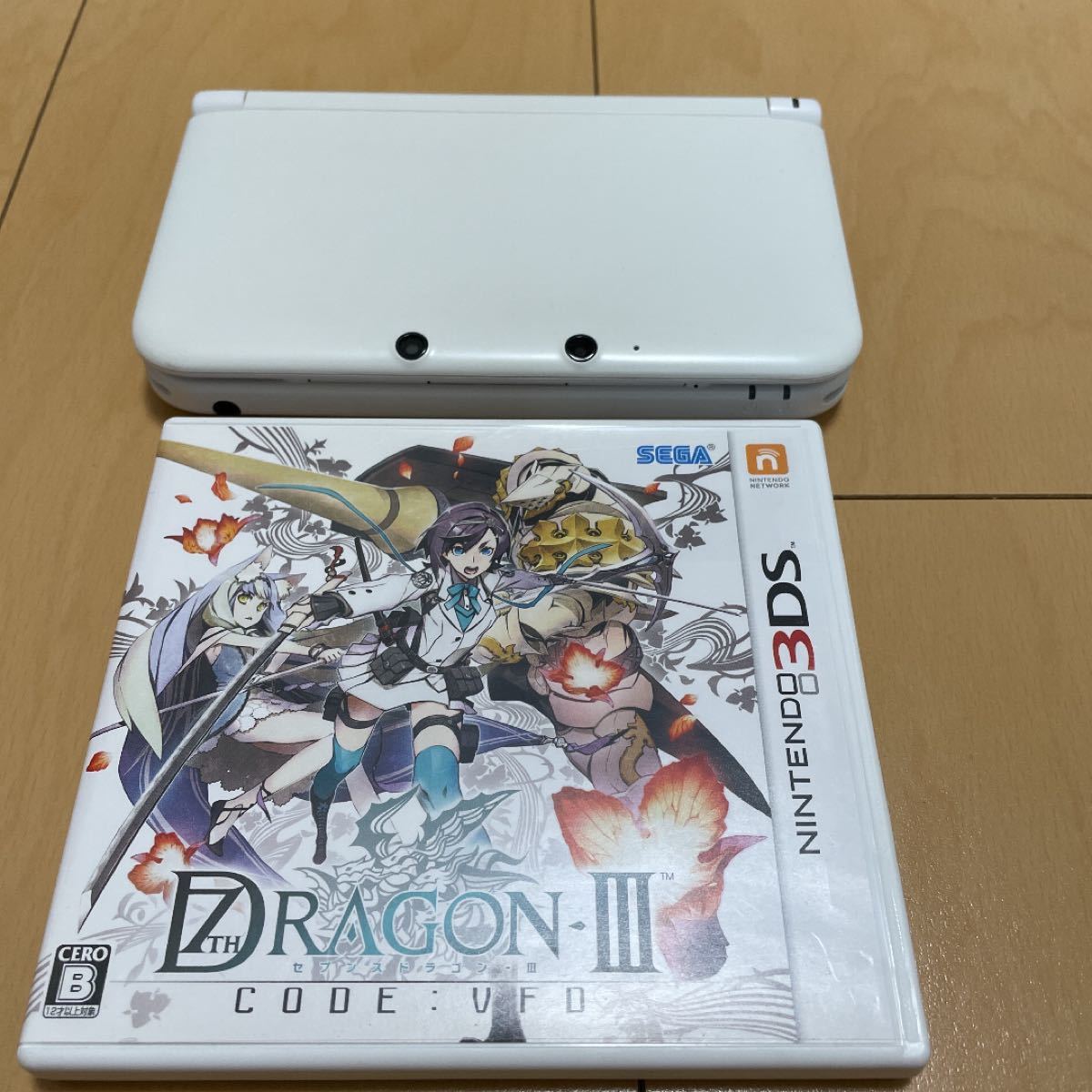 ニンテンドー3DS LL本体＋セブンスドラゴン3