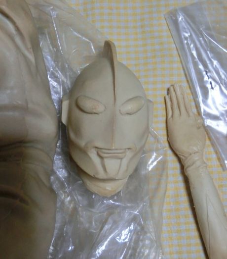 箱台座なしパーツ破損レジンキット30㎝サイズウルトラマン初代 箱台座なしパーツ破損レジンキット30㎝サイズウルトラマン初代