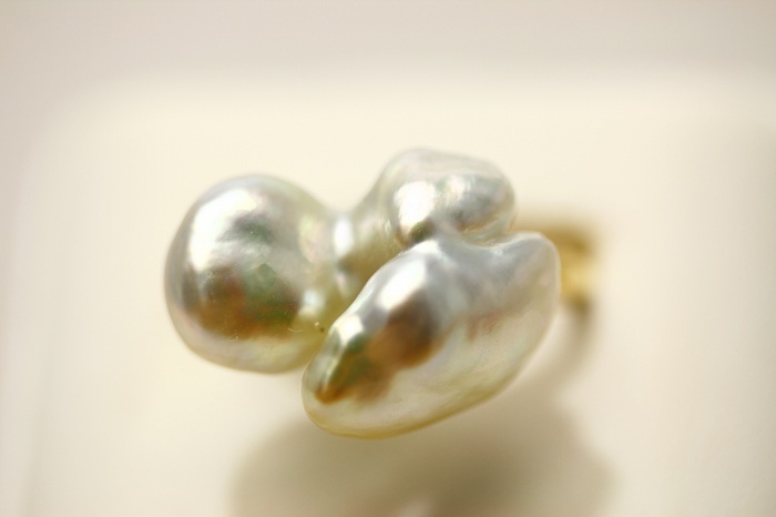 南洋白蝶真珠パールリング【指輪】　ケシ　20×14mm ナチュラルカラー　K18製 白蝶（しろちょう）真珠
