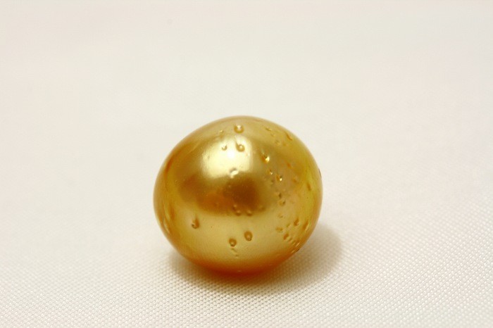 南洋白蝶真珠パールルース 両穴 12mm ナチュラルゴールドカラー-