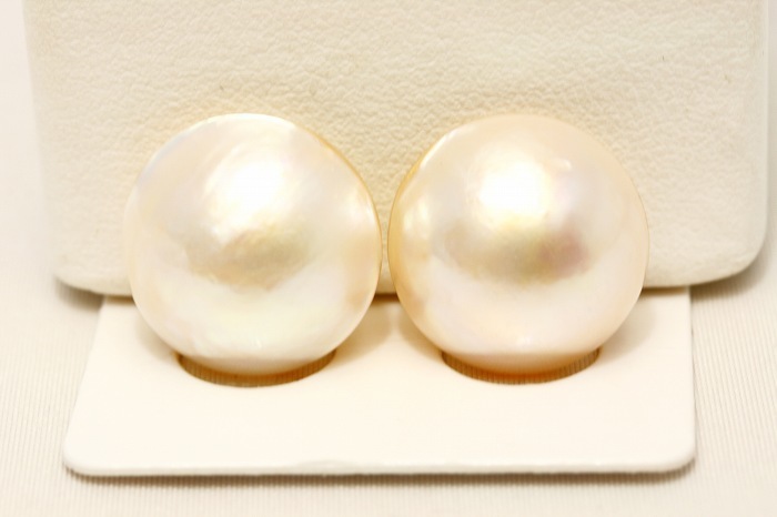 マベ真珠パールペアルース 16mm ピンクホワイトカラー 満点の