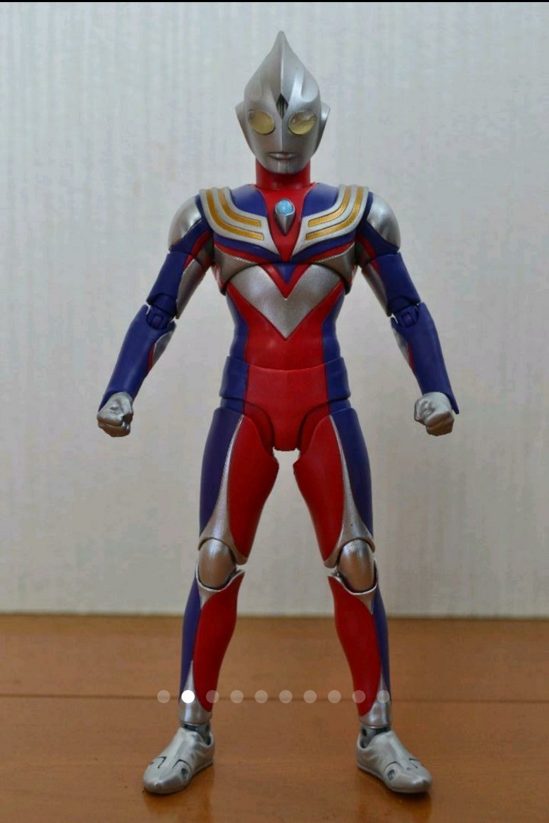 S H Figuarts(真骨彫製法)ウルトラマンティガ マルチタイプ S H Figuarts(真骨彫製法)ウルトラマンティガ マルチタイプ