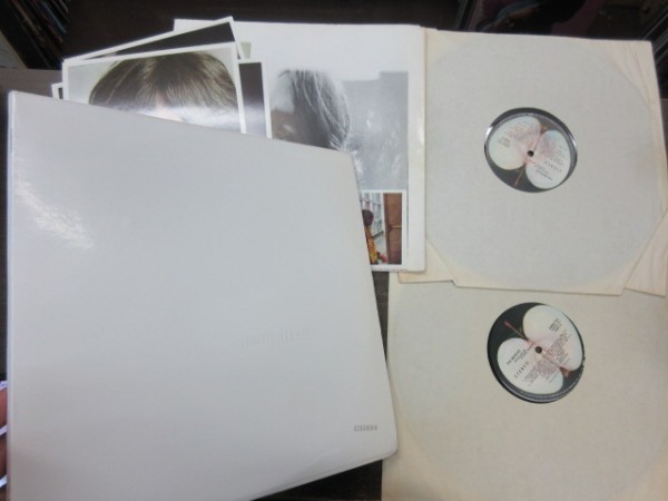Y２///LP///ザ・ビートルズ （The Beatles）US MAT SWBO1-101-J47/J45/J47/J44 特大ポスター他いろいろ付属してます／White Album