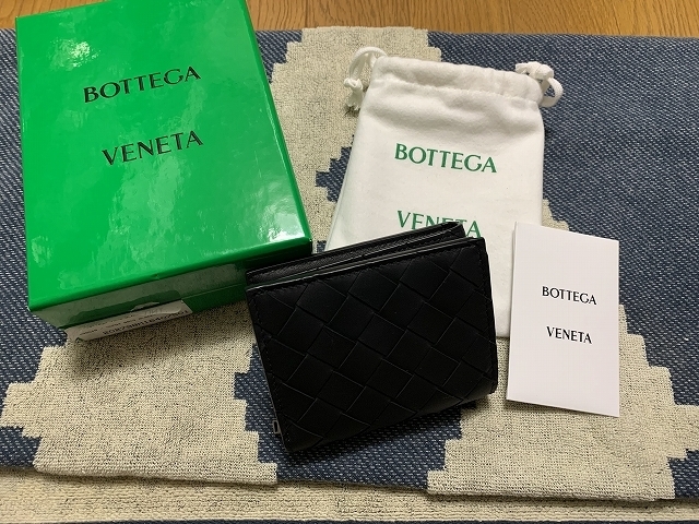 新品 20AW BOTTEGA VENETA イントレチャート レザー 二つ折り ウォレット 財布 ボッテガヴェネタ