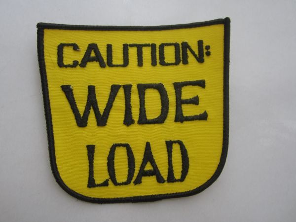 ビンテージ AUTION WIDE LOAD ワイドロード トラック 横幅注意 大型車両 標識 ロゴ ワッペン/ ジョーク 自動車 ステッカー 整備 作業着 B02_画像3