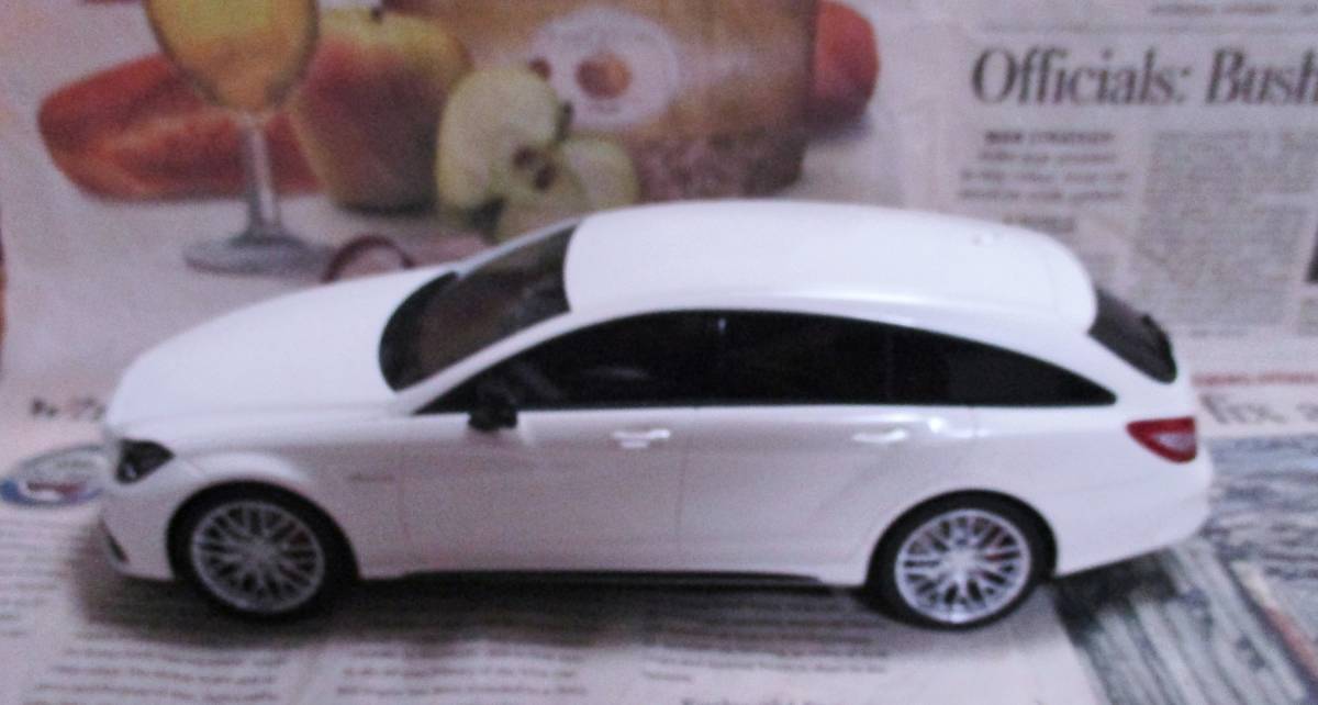 ☆レア*ディーラー限定*GT Spirit*1/18*Mercedes-Benz CLS63 AMG ダイヤモンドホワイト_画像5