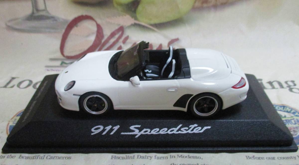 ☆激レア絶版☆ディーラー限定*Minichamps PMA*1/43*Porsche 911 Speedster 2010 ホワイト_画像5