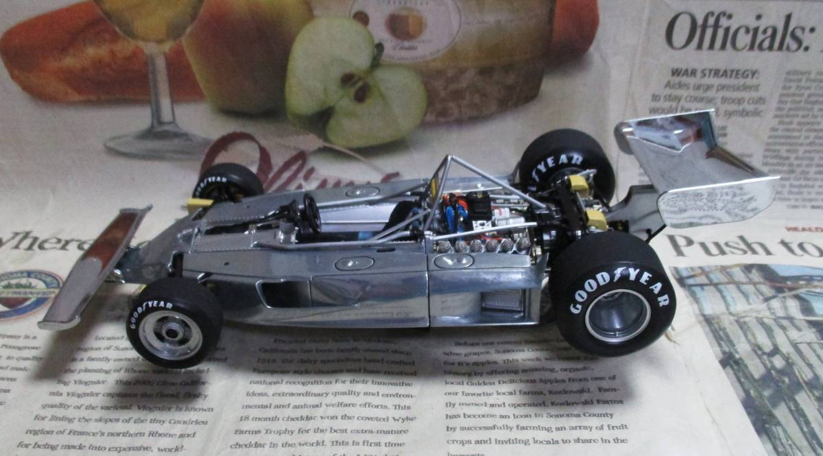 Yahoo!オークション - 絶版 世界1500台 EXOTO 1/18 1975 Ferrari Yahoo!オークション - 絶版 世界1500台 EXOTO 1/18 1975 Ferrari