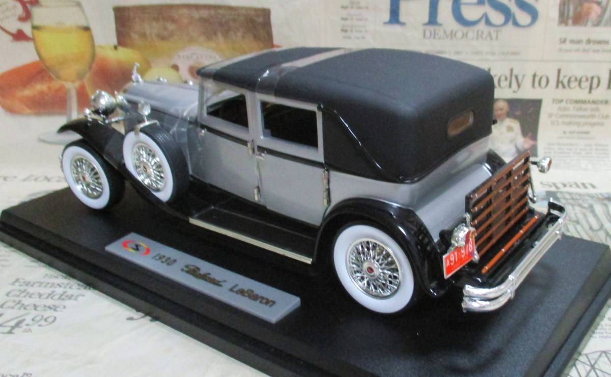 ☆激レア絶版*Signature Models*1/18*1930 Packard 745 LeBaron Town Car≠フランクリンミント_画像2