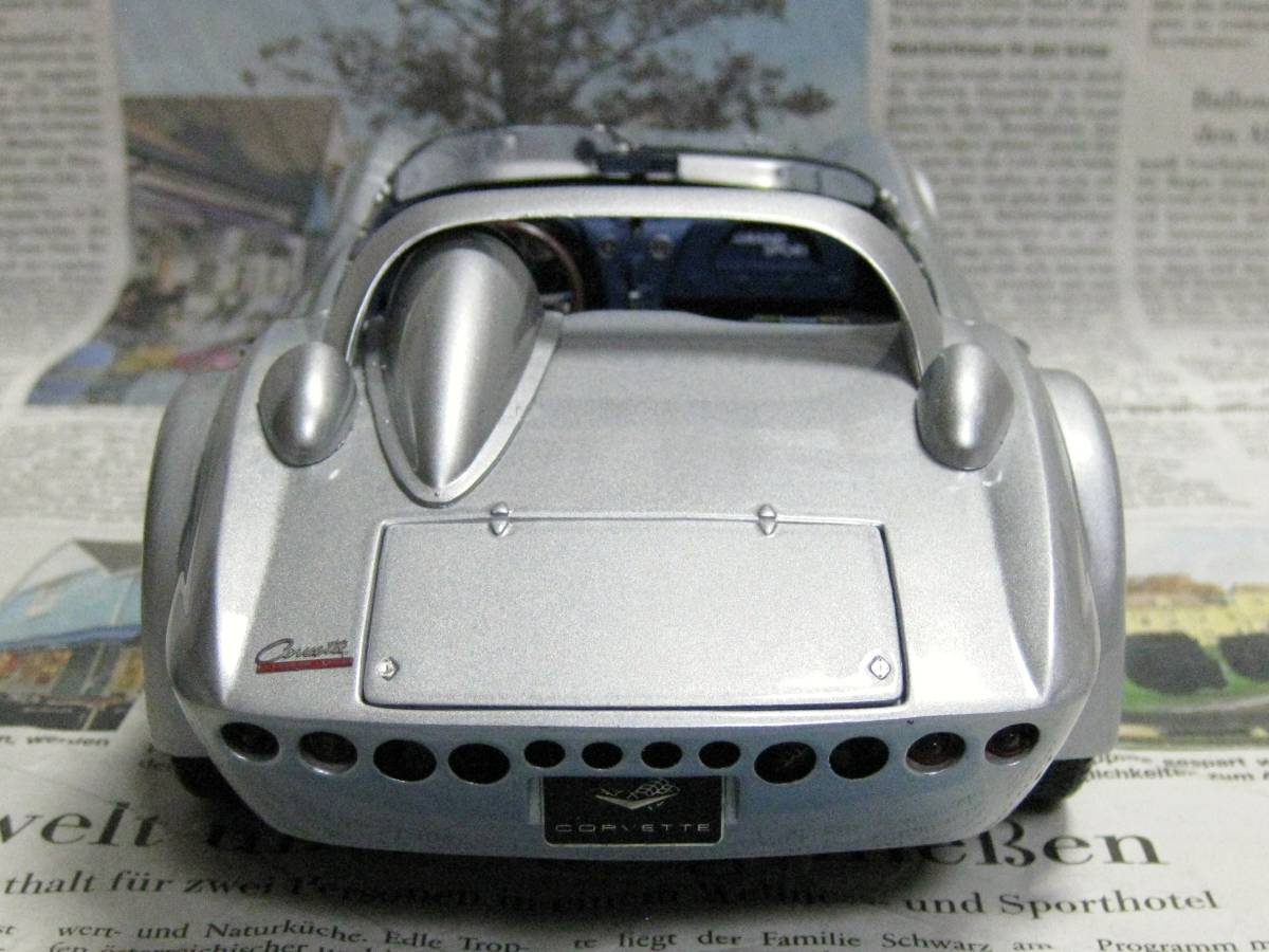 ☆激レア絶版*EXOTO*1/18*1964 Chevrolet Corvette Grand Sport Roadster シルバーメタリック_画像4
