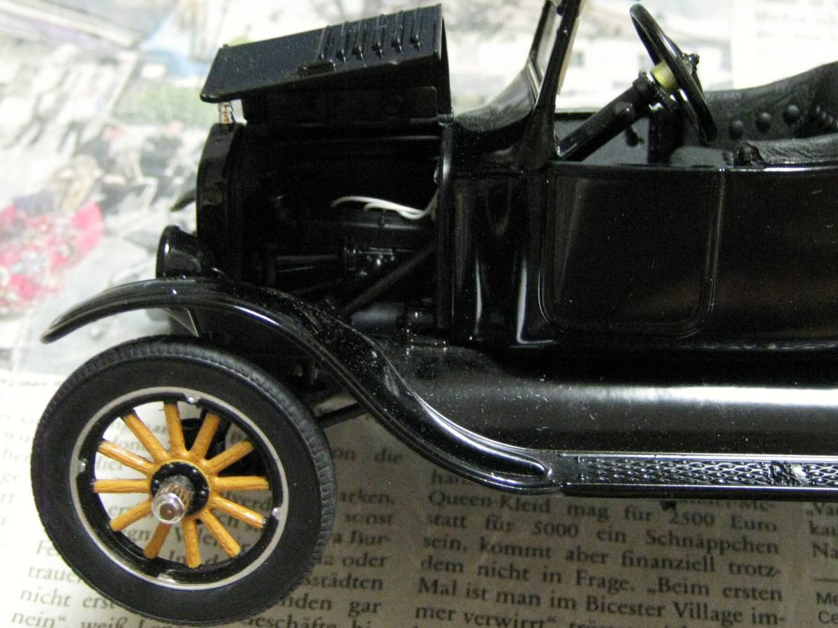 ★絶版*ダンバリーミント*1/24*1925 Ford Model T Runabout Pickup ブラック_画像7