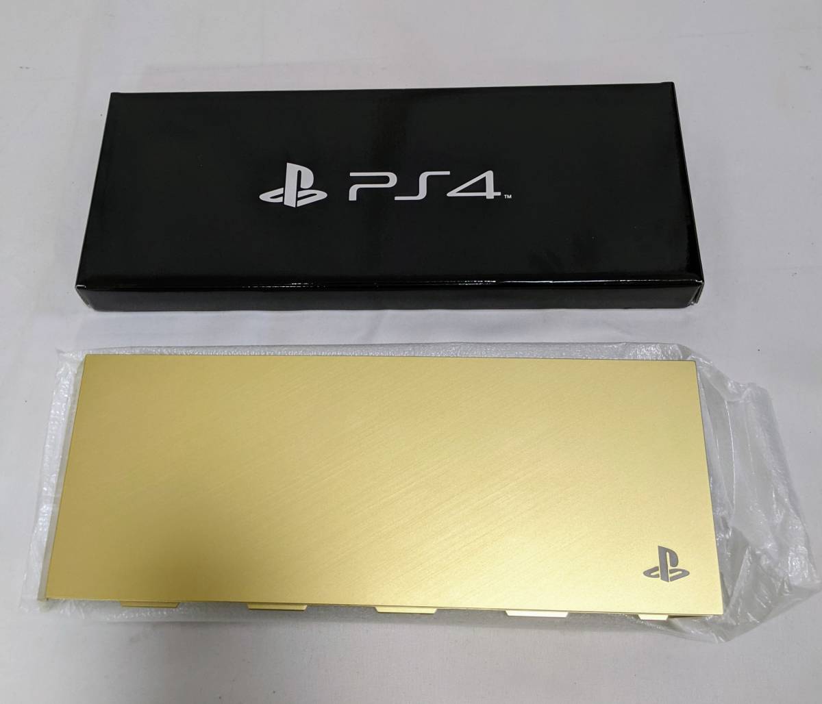 PlayStation4 HDD ベイカバー　ゴールド