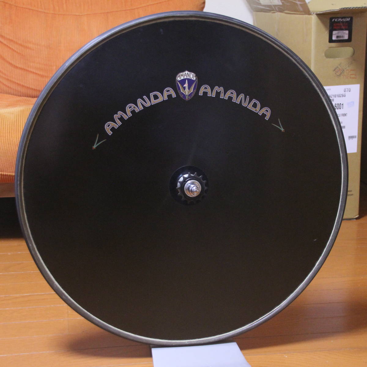 ヤフオク! - 貴重なピスト用 AMANDA アマンダ カーボンディスクホ...