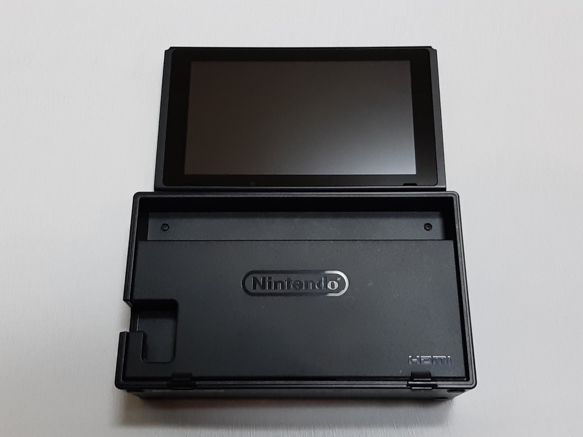 Nintendo Switch (L) ネオンブルー / (R) ネオンレッド