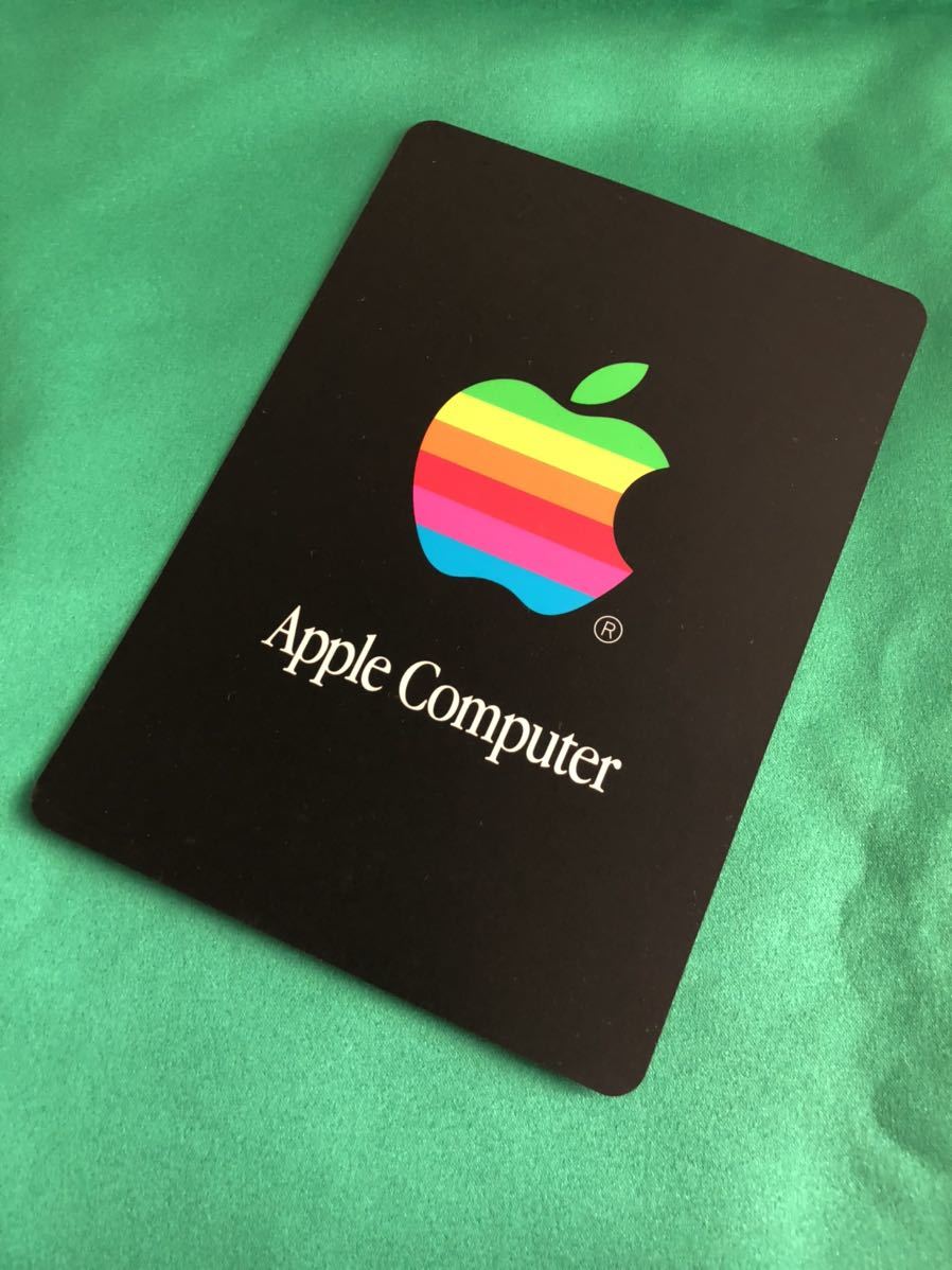 ☆.・:*非売品☆アップル レインボーカラー ロゴ プレート（Apple Computer rainbow logo Plate）マウスパッド iPhone iPad Mac