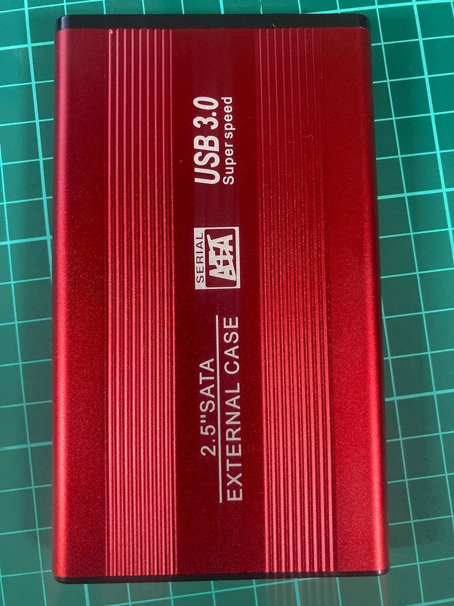外付けポータブルHDD USB3.0 赤　750GB　ケース新品　大容量