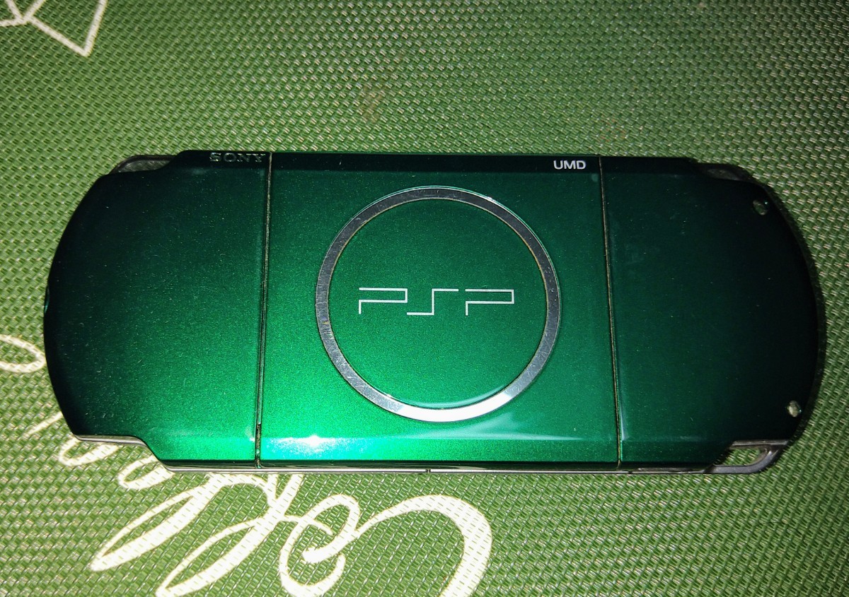 PSP-3000 本体　