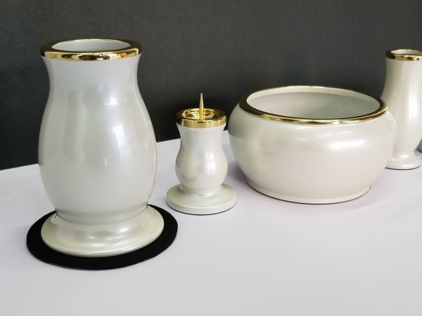 全宗派】モダン仏具 ルミエール 六具足 シルバーグレイ 真鍮 3.5 全宗派】モダン仏具 ルミエール 六具足 シルバーグレイ 真鍮 3.5