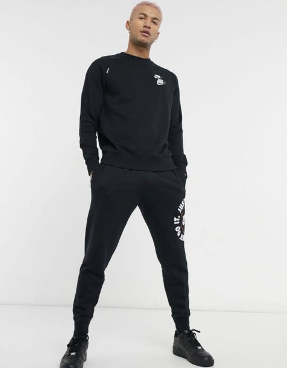 Mサイズ】新品 NIKE ナイキ ワールドツアークルー ワールド Mサイズ】新品 NIKE ナイキ ワールドツアークルー ワールド