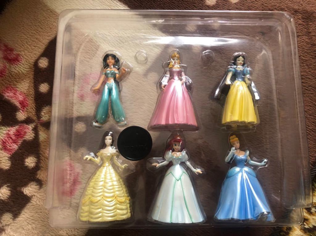 ディズニーマジカルコレクション スペシャルプリンセスボックス TOMY Disney 白雪姫ジャスミンシンデレラベルオーロラ姫アリエル