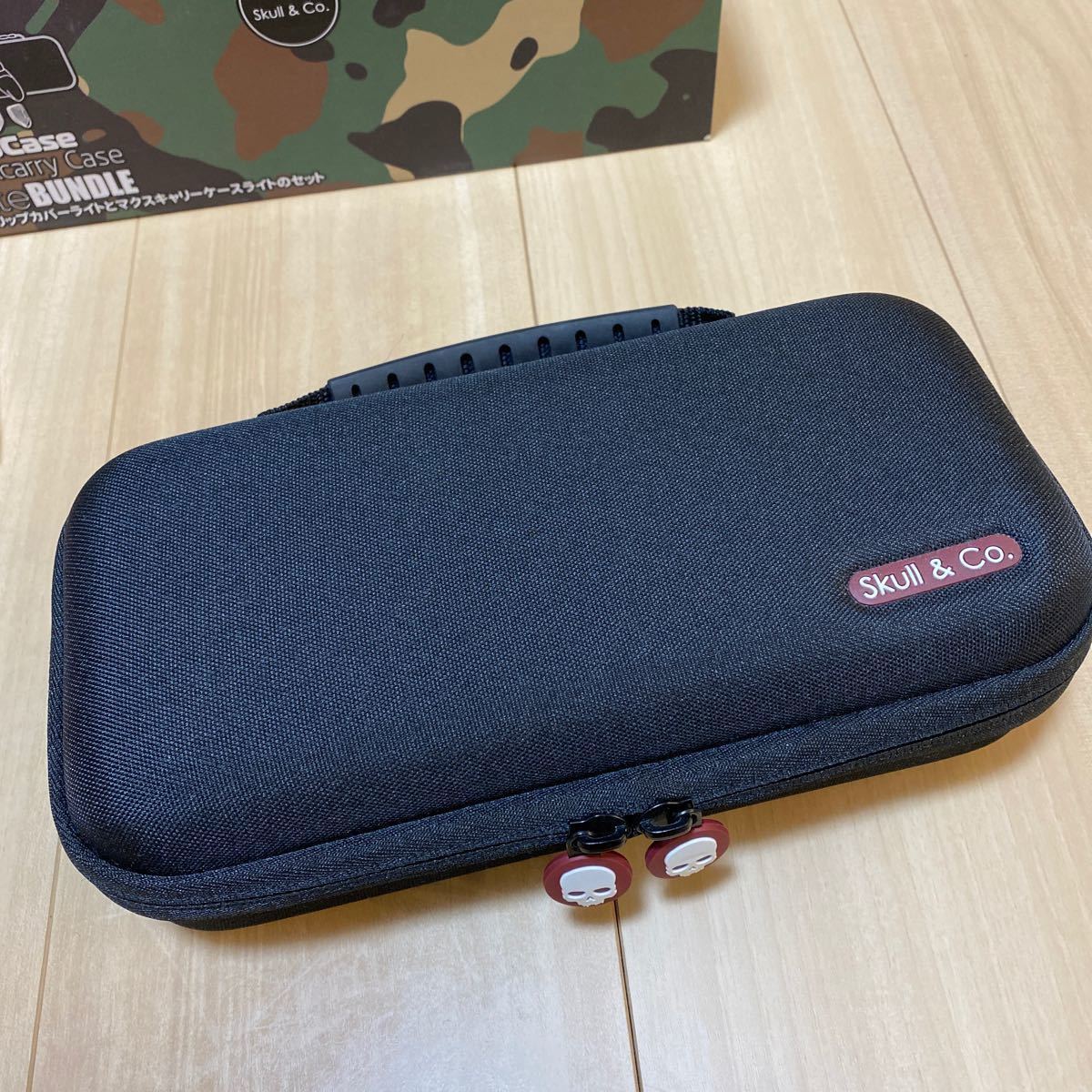 Skull & Co.Nintendo SWITCH Lite用 GripCase Liteグリップカバー + キャリングケース