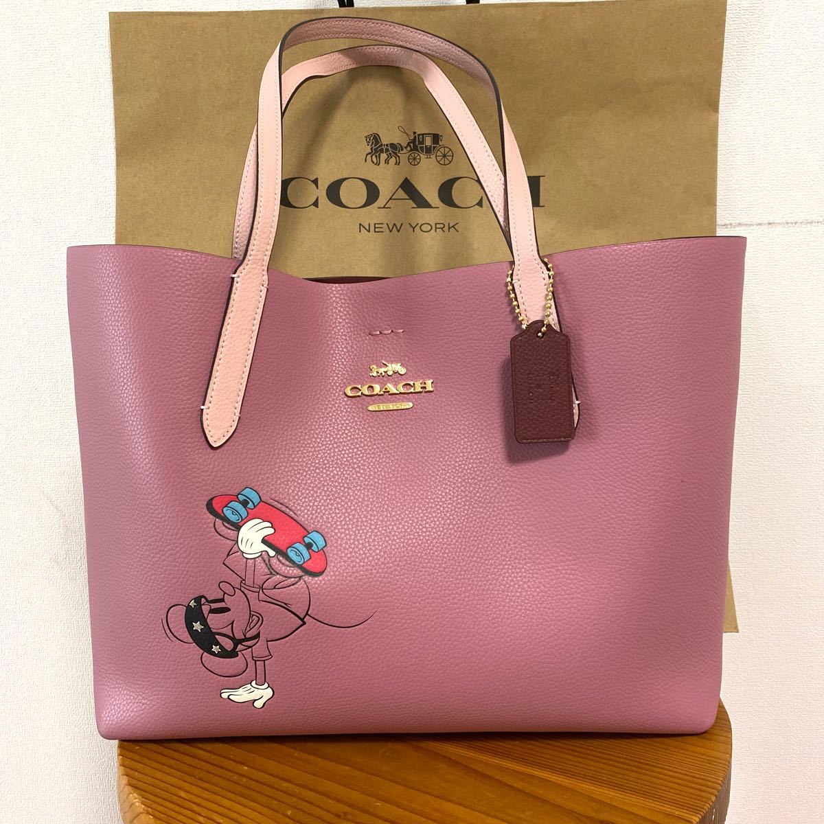 COACH レザートートバッグ コーチ　ミッキーマウス　コラボ　ピンク　コレクション　ショルダーバッグ　入手困難