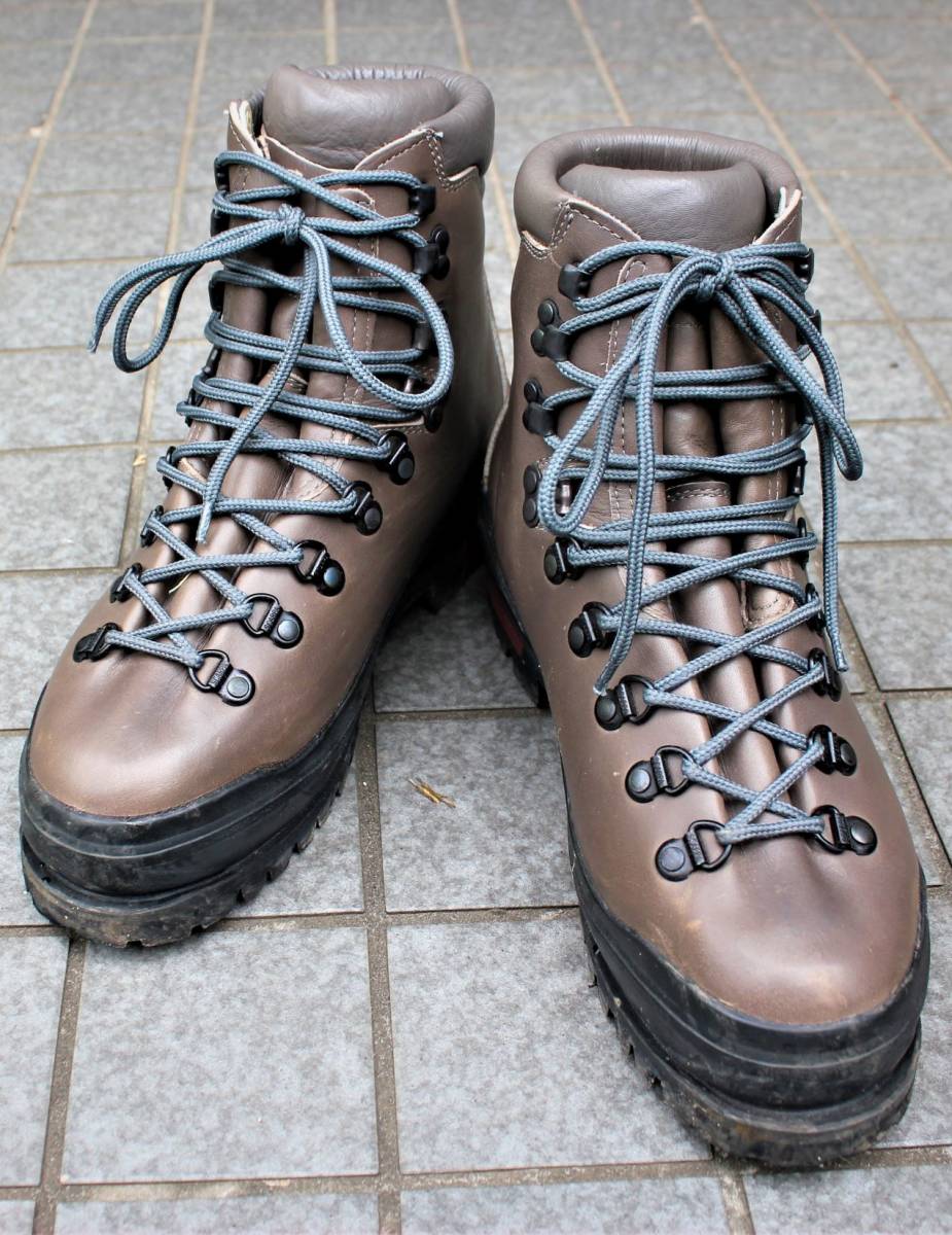 ■イタリア製『 SCARPA 』スカルパ 登山靴 26.0㎝ ■ _画像1