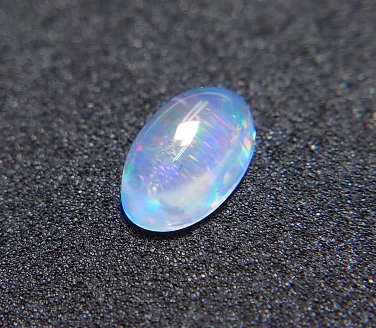 美品！　メキシコオパール　0.85ct オーバル　カボション　ルース（LA-4618）