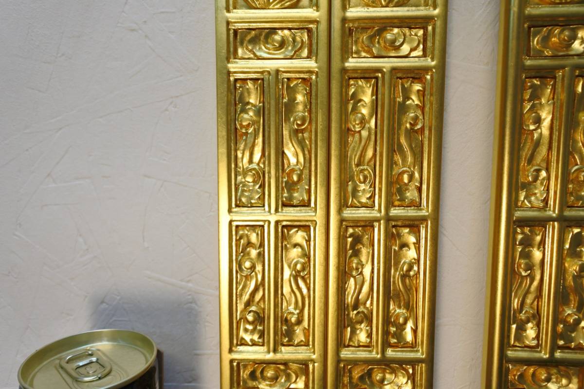 収集品　仏壇用扉のパーツ　本尊右脇のある扉　本金箔（210916D-1）2791　M_画像3