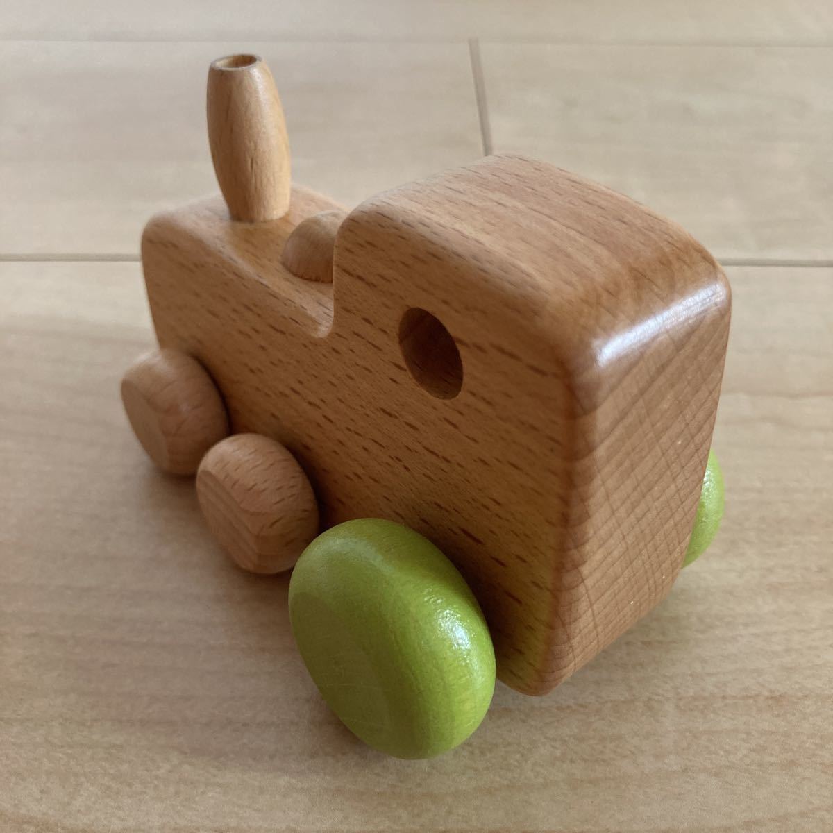  new goods wooden toy to rain . car .. vehicle tree. vehicle wooden toy tree. toy intellectual training toy 