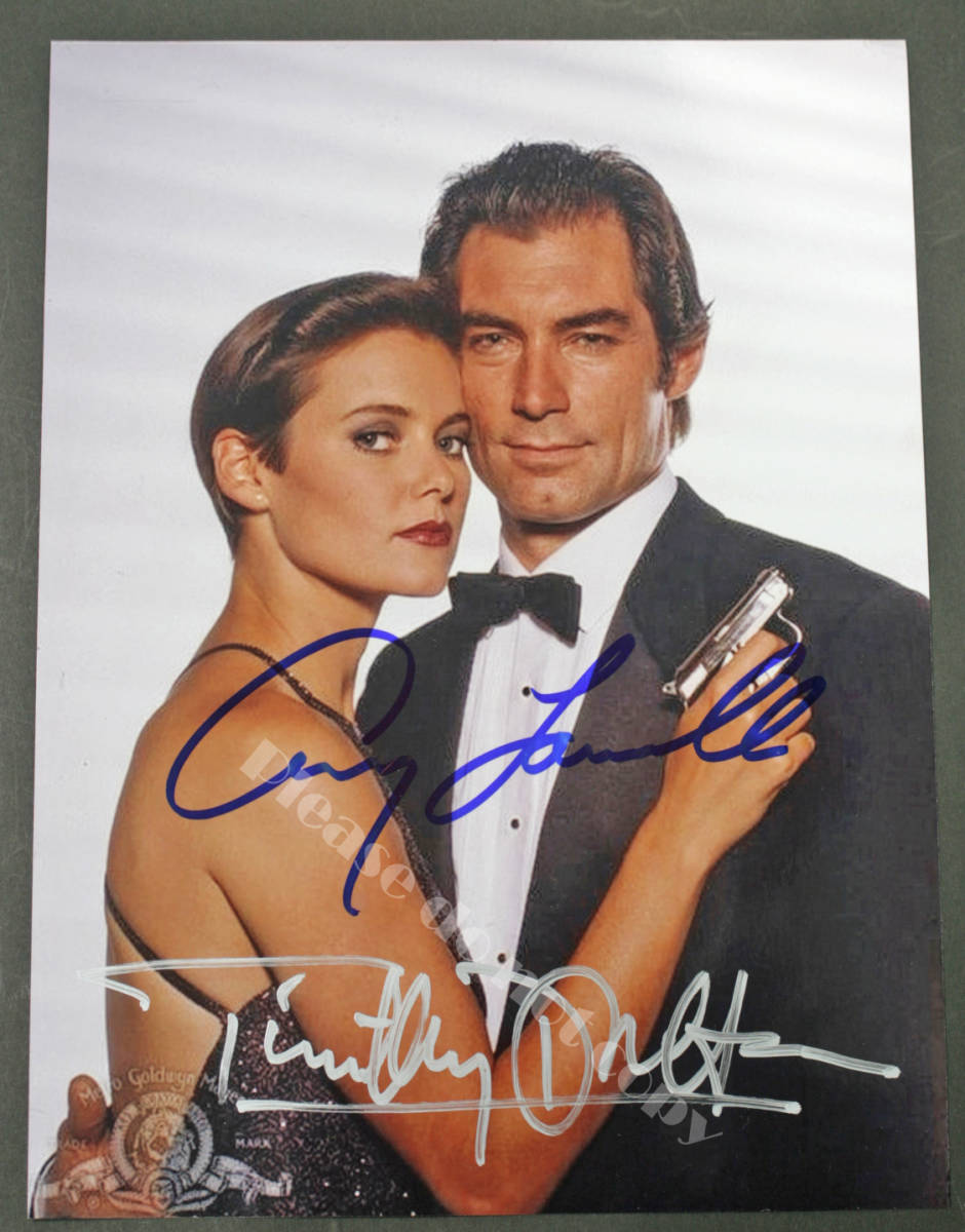 1989年 公開 映画 シリーズ第16作 007 消されたライセンス ティモシー・ダルトン & キャリー・ローウェル ダブル 直筆 サイン フォト